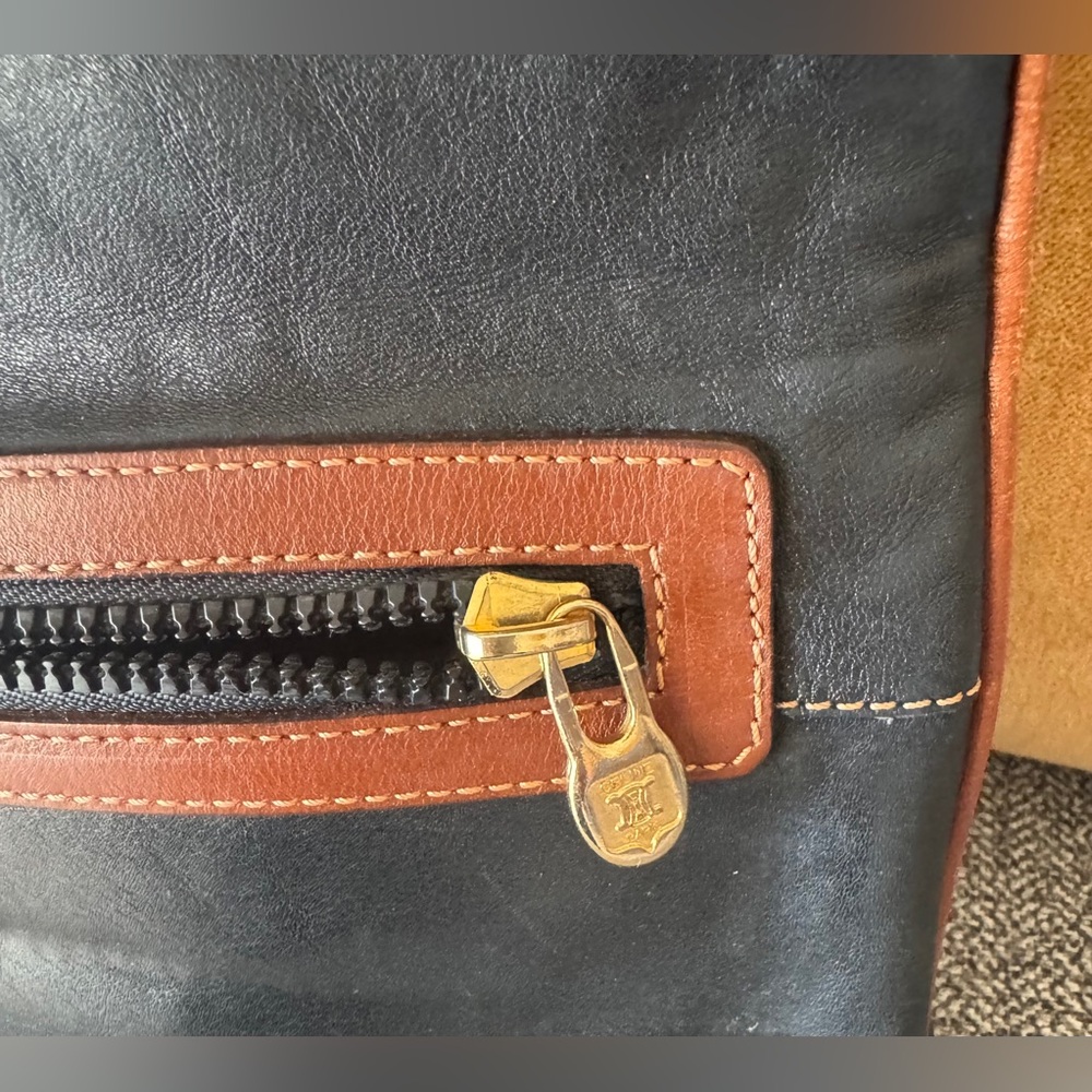 Celine Black Vintage Leather Envelope Clutch with Brown Trim - Picture 10 of 14
